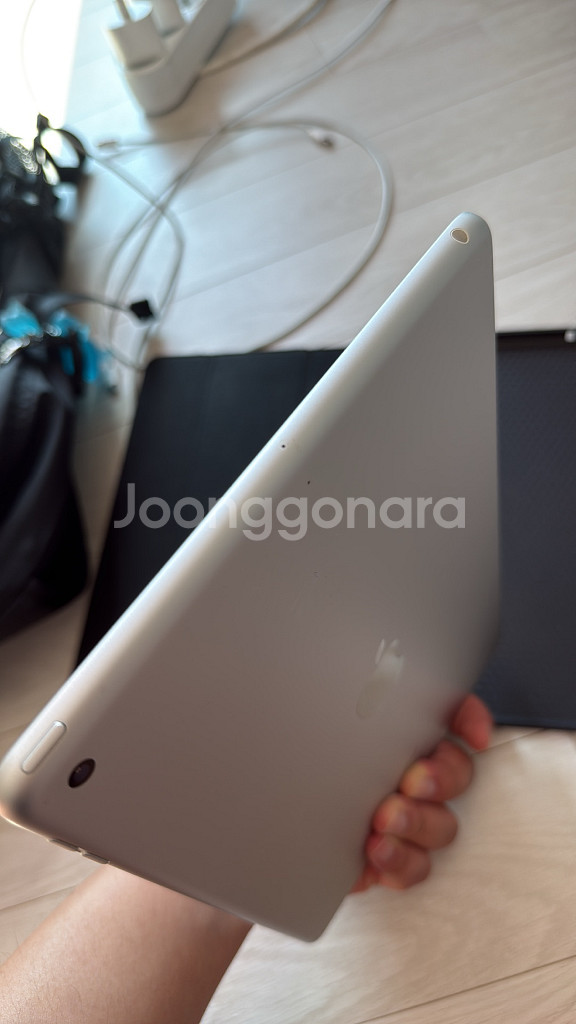 아이패드 8세대 128gb 실버+애플펜슬1세대--8