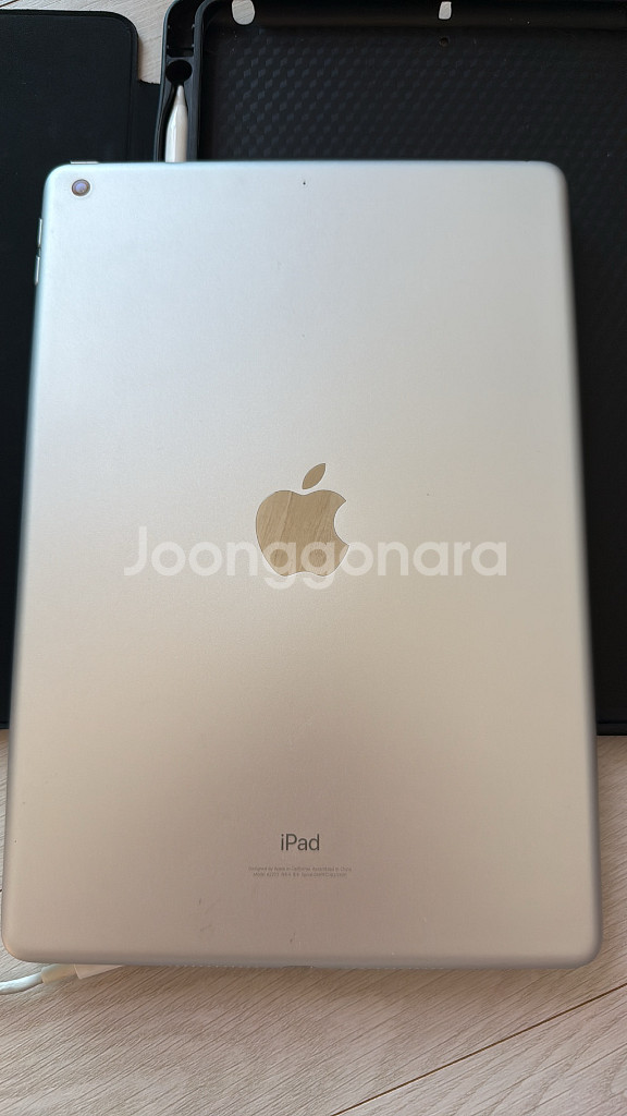 아이패드 8세대 128gb 실버+애플펜슬1세대--9