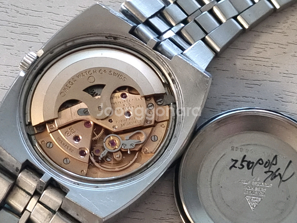 오메가 컨스틸레이션(금베젤) 오토메틱 시계--2