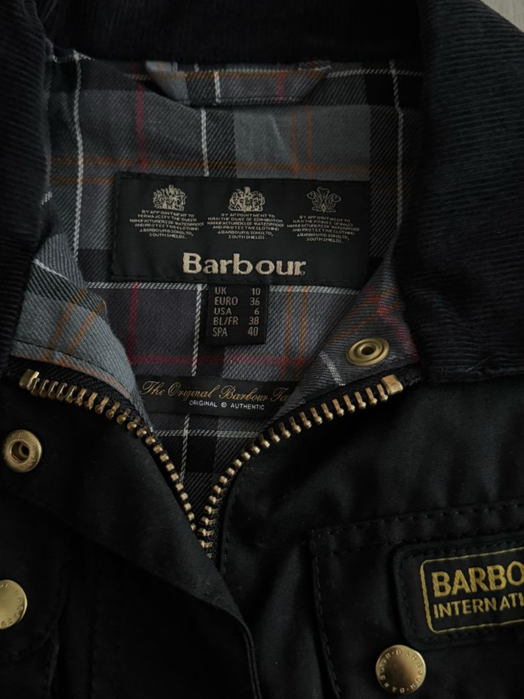 바버 인터네셔널 자켓 (여성)--1