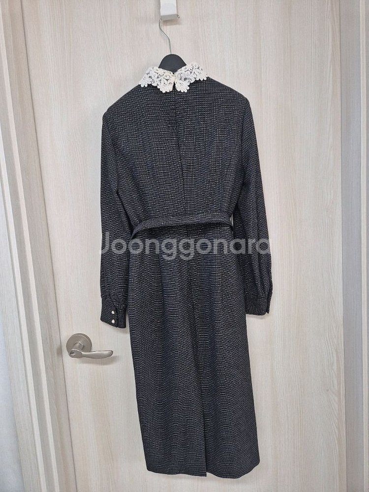 모조에스핀 레이스카라 원피스--3