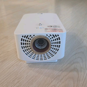 LG빔프로젝터 HF60FAG 팝니다