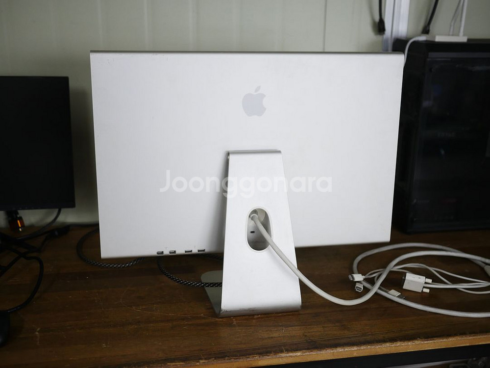 애플 시네마 디스플레이 A1082 23인치형 부품용--3