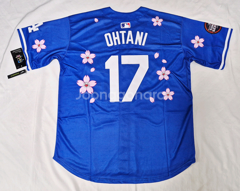 LA 다저스 원정 오타니 유니폼 팝니다--1