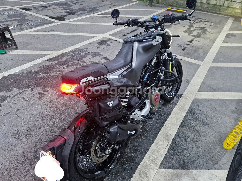 허스크바나 스바르트필렌 401 (21년식) 팝니다--3