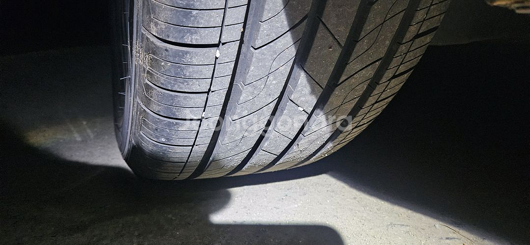 금호 솔루스 TA21 245 45 R18 팝니다--3