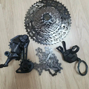 시마노 최신형 CUES 큐스 11단 구동계 풀셋 미사용 신품 최저가