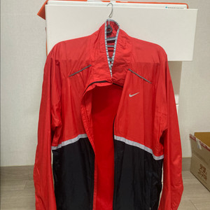 나이키 바람막이 M 95-100