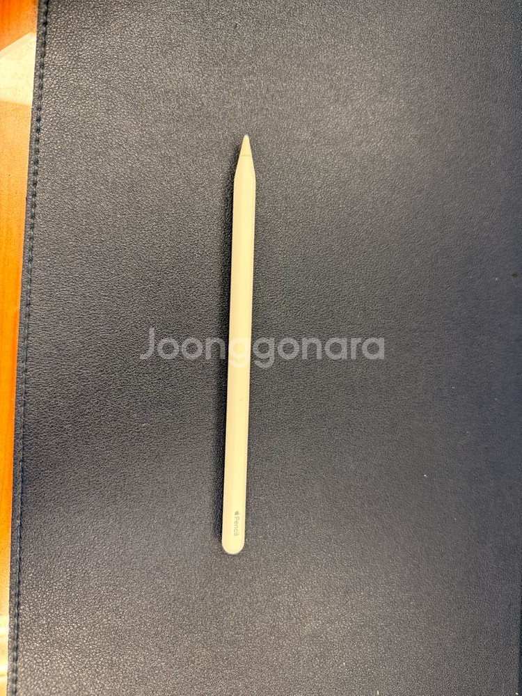 아이패드 에어 4 64GB + 애플펜슬2세대 + 매직키보드--1