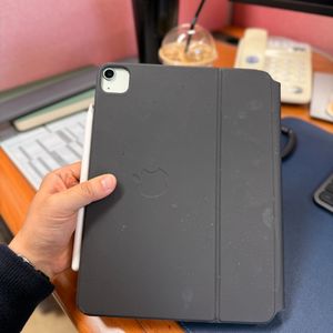 아이패드 에어 4 64GB + 애플펜슬2세대 + 매직키보드