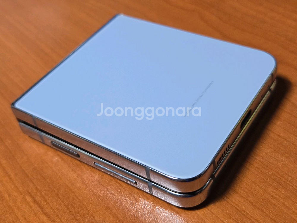 갤럭시 Z플립4 256G 블루 / SKT--1