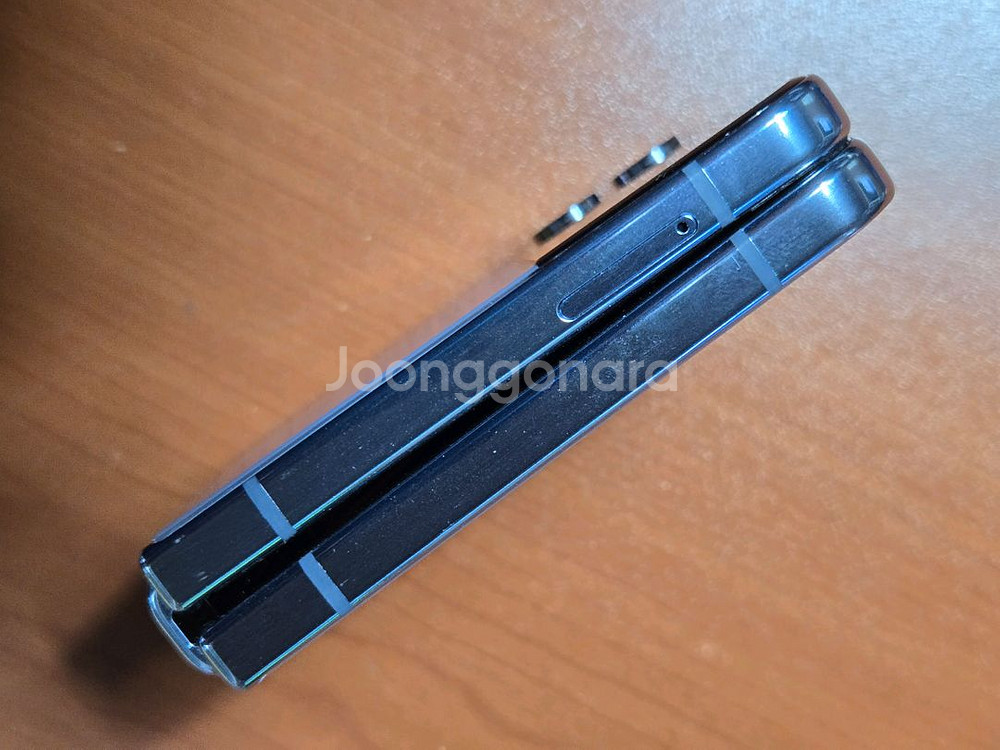 갤럭시 Z플립4 256G 블루 / SKT--5