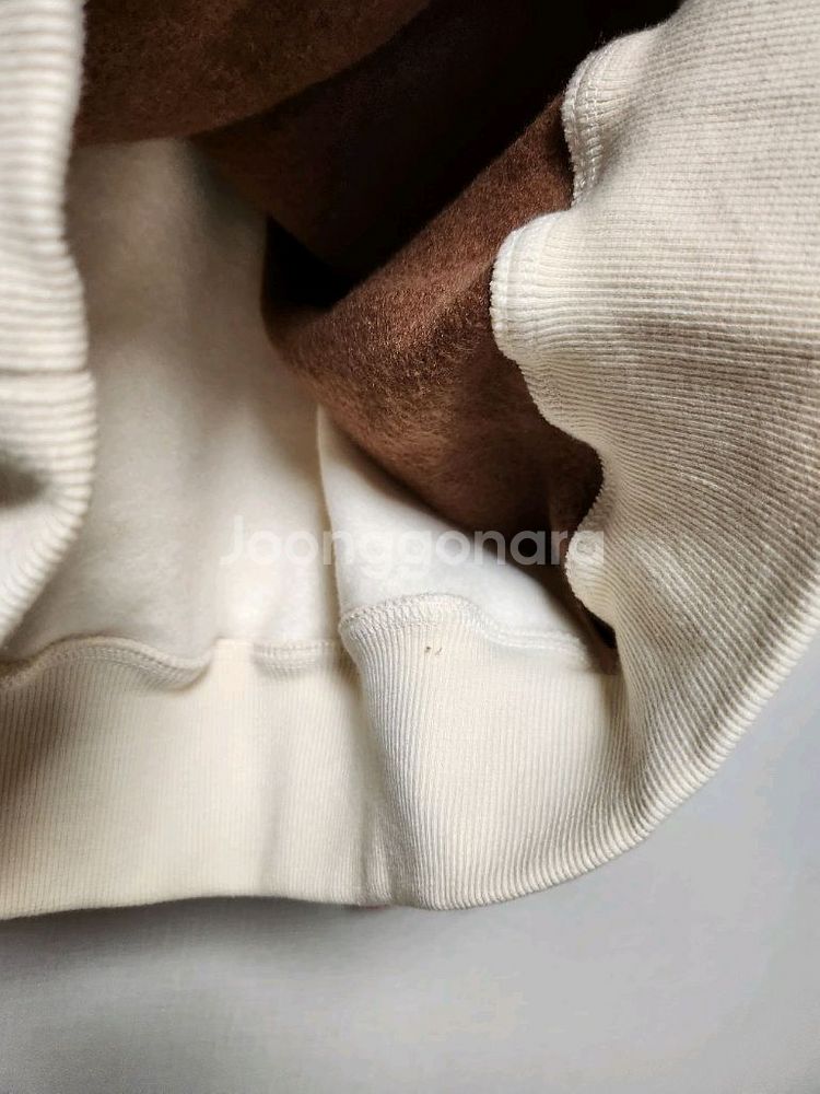 톰보이 스튜디오 컬러블록 맨투맨--3