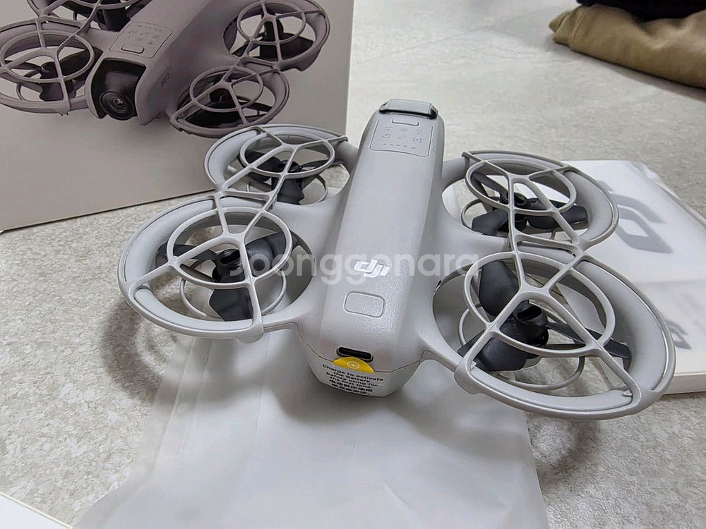 DJI NEO--4