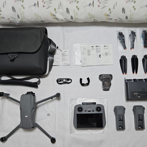 DJI 매빅에어3(RC2) 플라이모어 콤보 판매해요 ^^