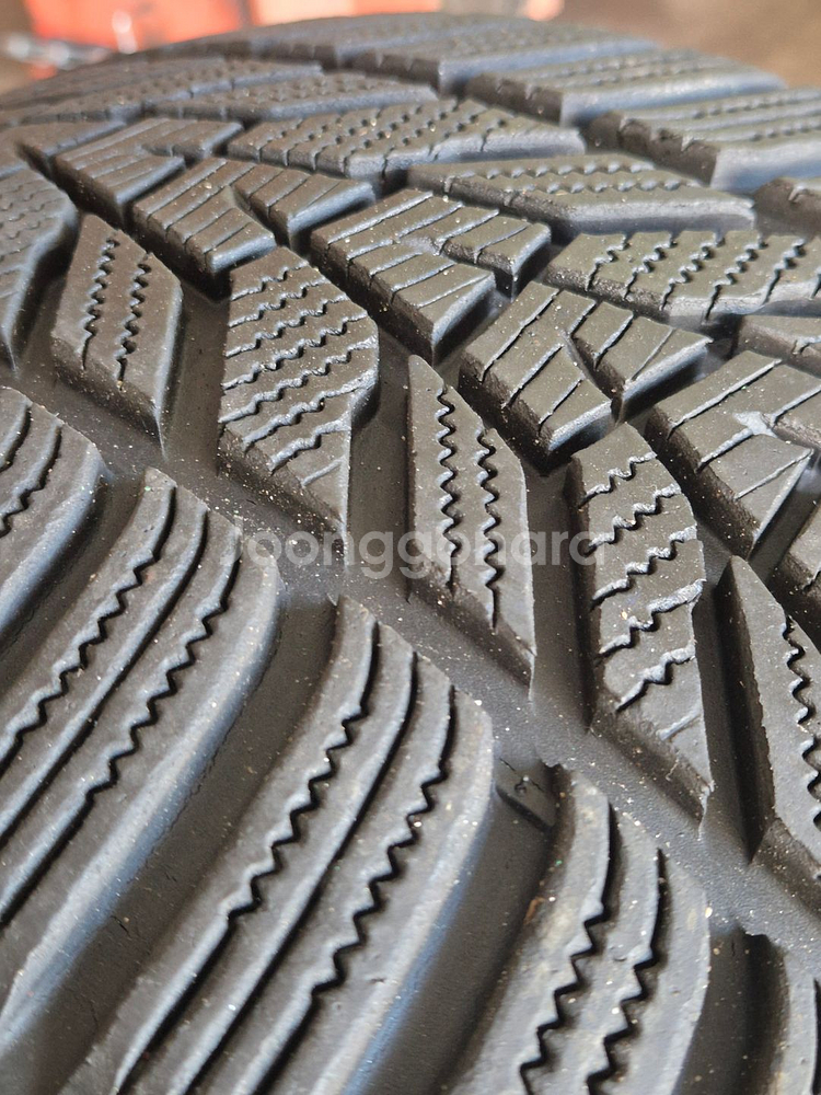 245 35 20 / 2453520 한국 윈터 아이셉트 스노우--3