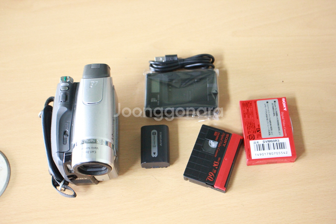 소니 빈티지 레토로 감성의 캠코더 DCR-HC96 6m--4