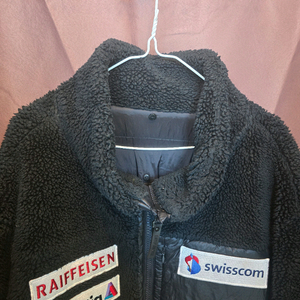 데상트 스위스 스키팀 플리스자켓