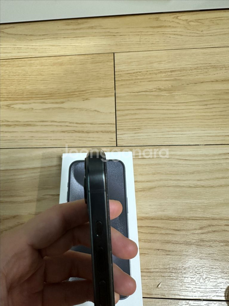 아이폰 15 프로 512 블랙티타늄 팝니다--2