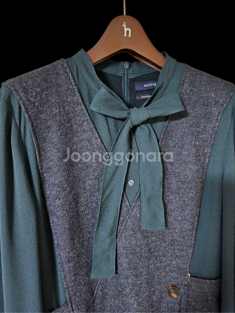 [미착용] 헤지스레이디스 배색 울 미디원피스 55 66--2