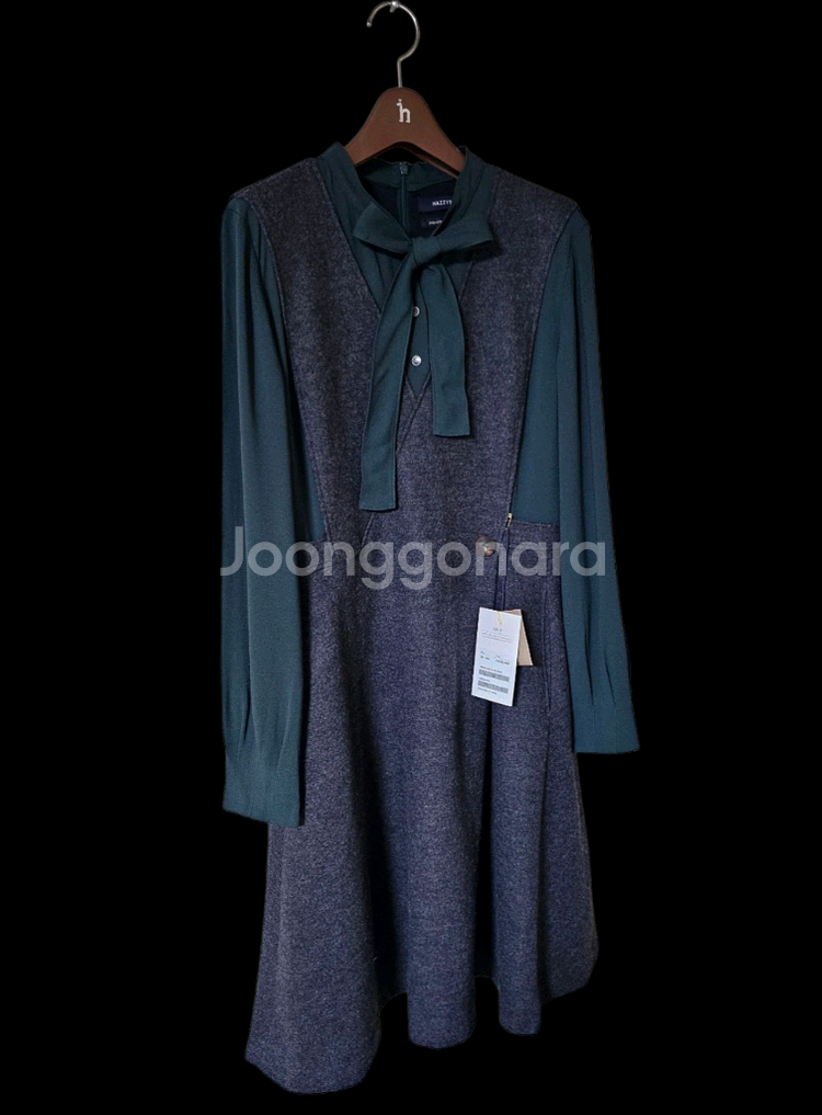 [미착용] 헤지스레이디스 배색 울 미디원피스 55 66--4