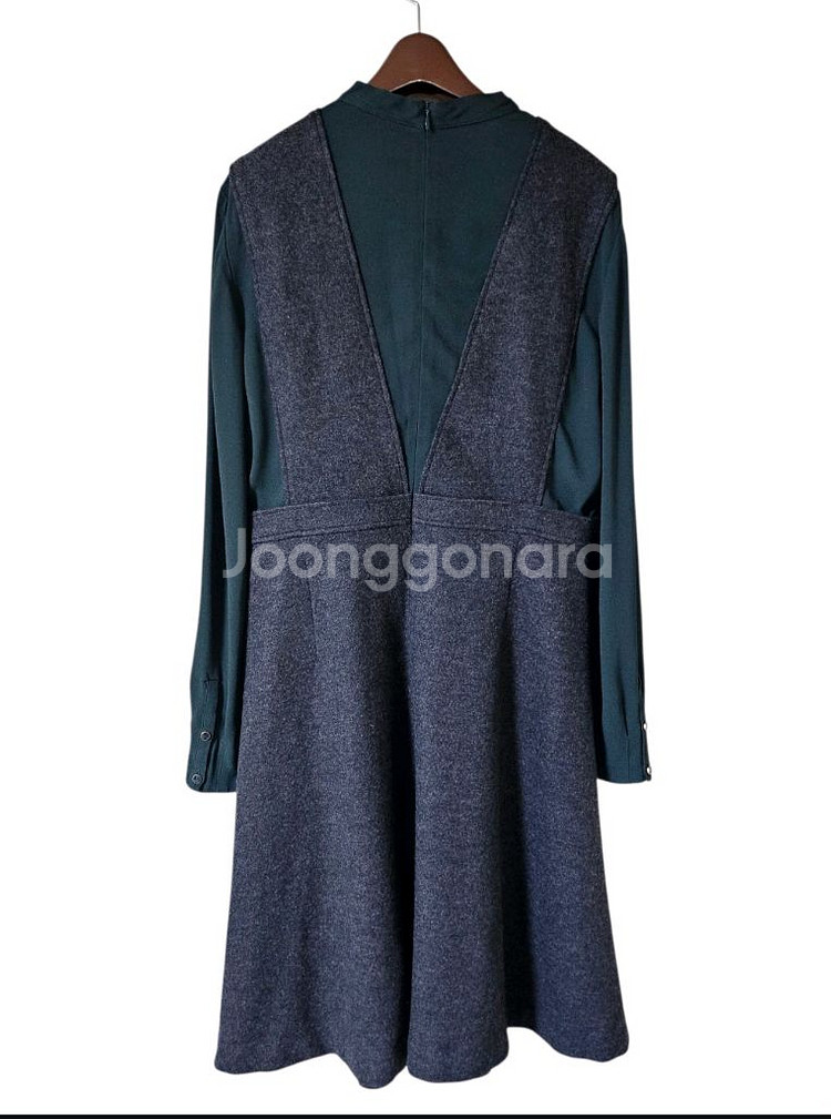 [미착용] 헤지스레이디스 배색 울 미디원피스 55 66--9