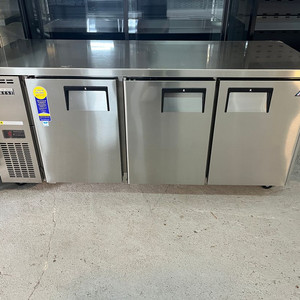 테이블냉장고 1800 간냉식 부성 에베레스트 업소용 카페