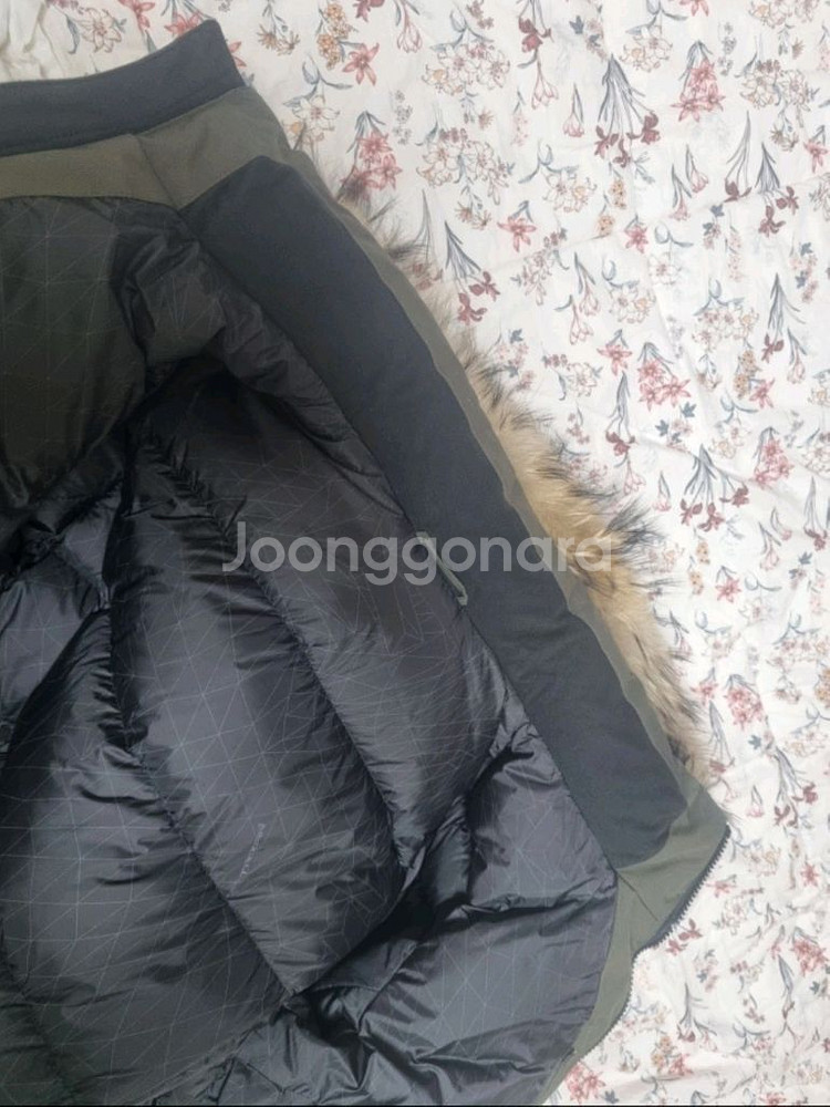 코오롱스포츠 안타티카 구스 패딩 90사이즈입니다--3