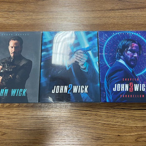 존윅 1편~3편 4k 블루레이 세트로 판매합니다.
