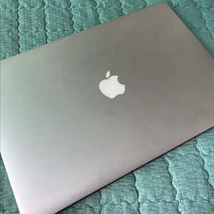 맥북 2015 15 8GB/256GB