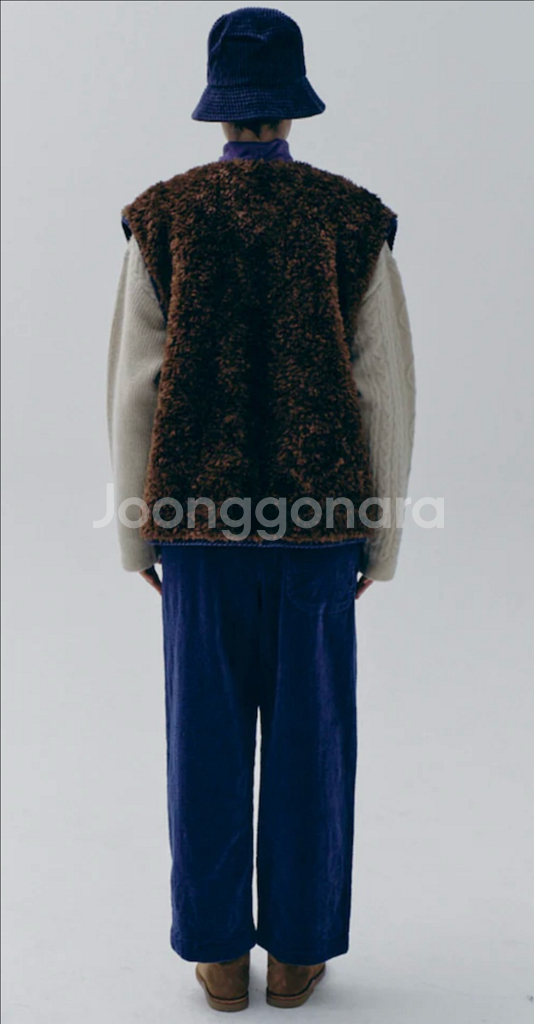 비이커 니트 리버시블 에코 퍼 베스트--3