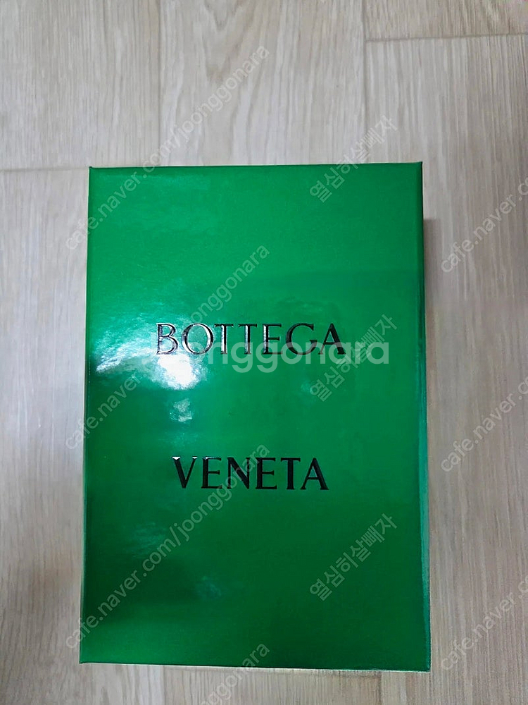 (마지막 가격내림)보테가 베네타 카드 케이스 램스킨 & 카프스킨 블랙--0