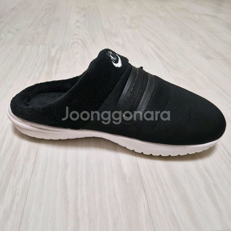 나이키 버로우 털 슬리퍼--4