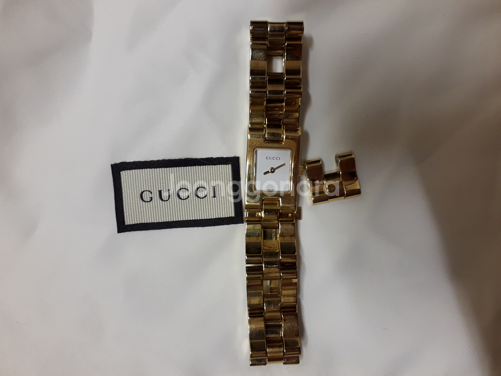 GUCCI 구찌 2305L 금장여성시계--1