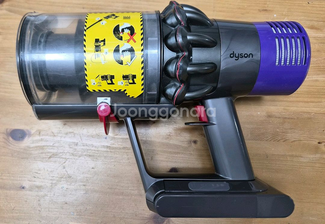 깨끗하게 세척한 다이슨 무선 청소기 V10 풀세트(60분 연속동작)--4