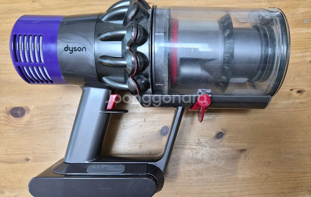 깨끗하게 세척한 다이슨 무선 청소기 V10 풀세트(60분 연속동작)--3