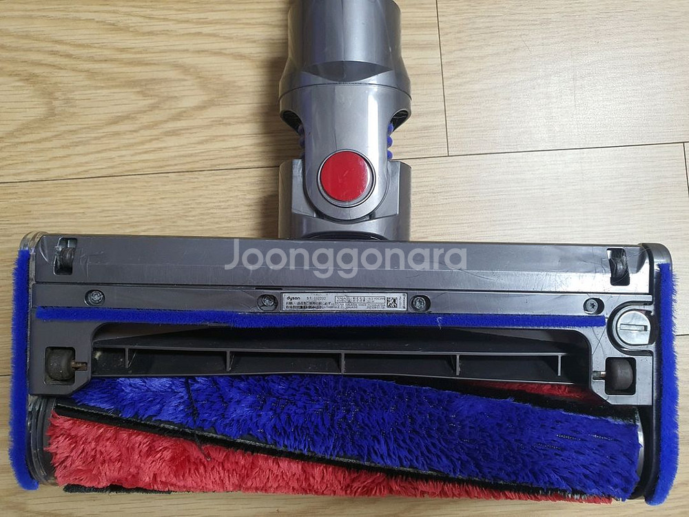 깨끗하게 세척한 다이슨 무선 청소기 V10 풀세트(60분 연속동작)--6