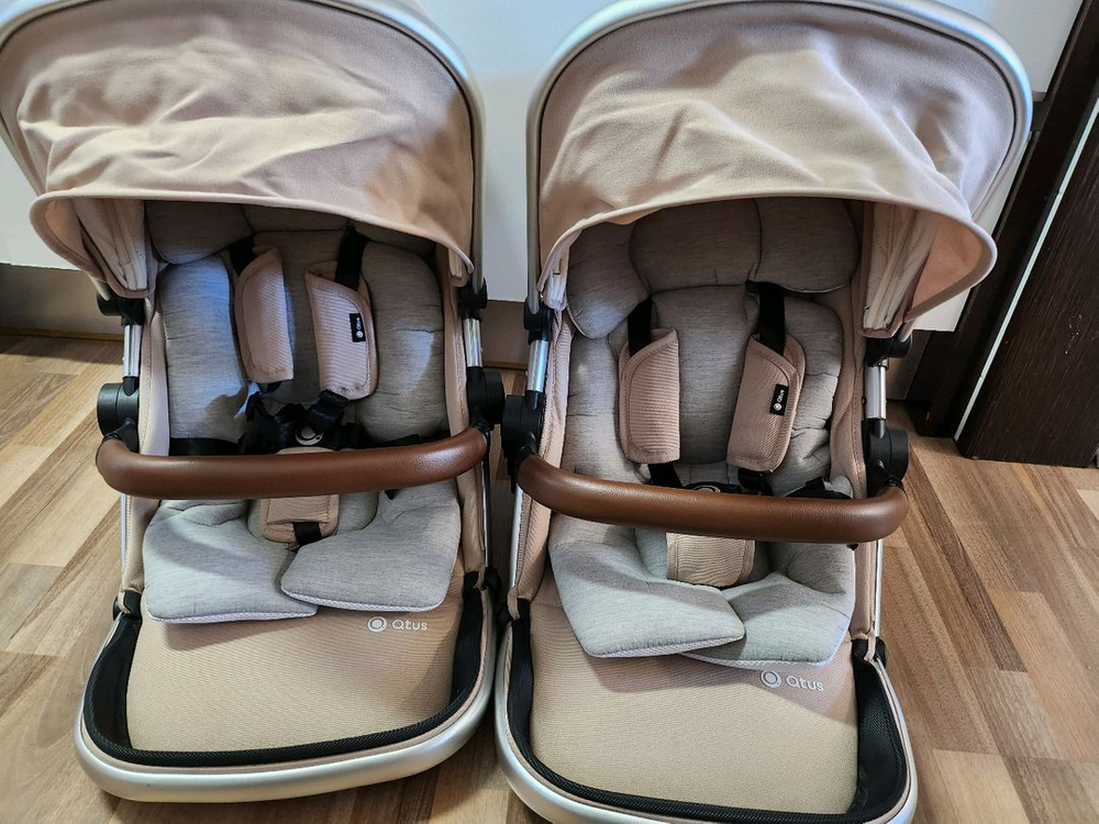 큐터스 쌍둥이 유모차 이미지
