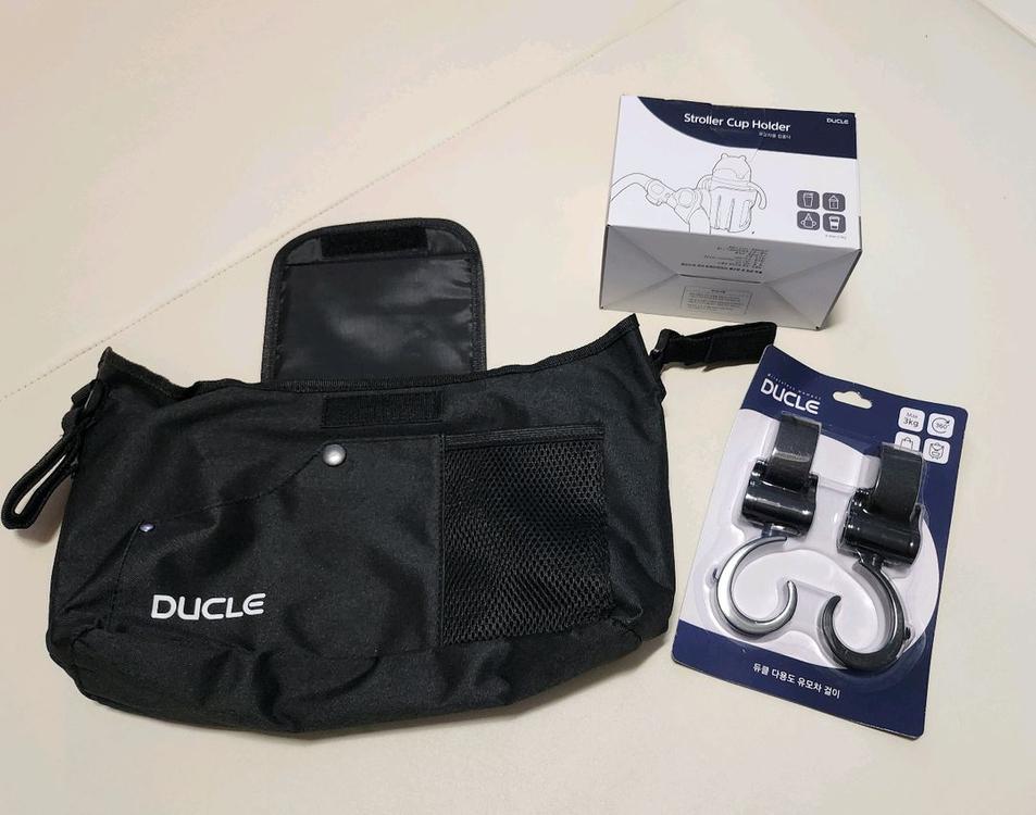 큐터스 쌍둥이 유모차 이미지