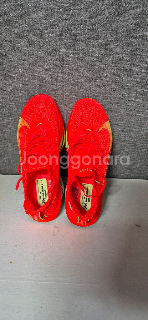 러닝화 나이키알파플라이3 265사이즈--2