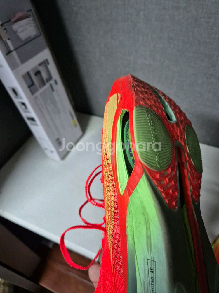 러닝화 나이키알파플라이3 265사이즈--5