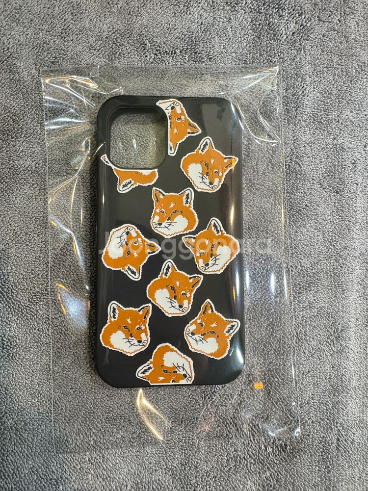 아이폰11프로 폰케이스(젤리) 일본구매--1