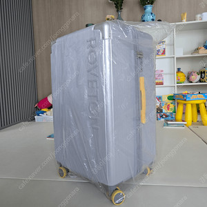 새상품) 28인치 수화물용 중대형 확장형 여행용 캐리어 장거리 PC 폴리카보네이트 TSA 방수커버 포함