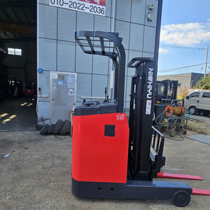 배터리2020년식 최신형 니찌유 입식1.5톤 전동지게차 3M 500만