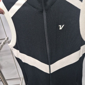 볼빅 방풍 니트베스트