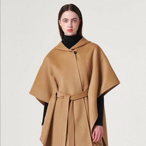 오뮤 후드 케이프 카멜