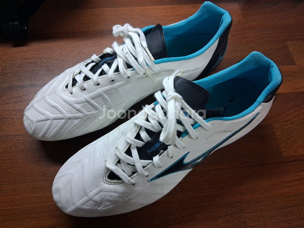 [265] 미즈노 레뷸라 V1 md 축구화--0