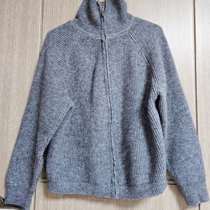 집업스타일 두툼니트가디건 저렴하게