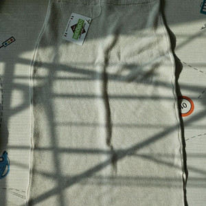 플로티 홀가먼트 스커트 아이보리