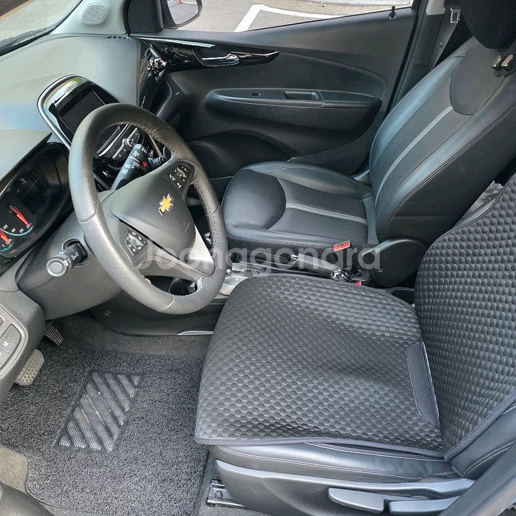 더뉴스파크 21년식 5.3만 프리미어--5